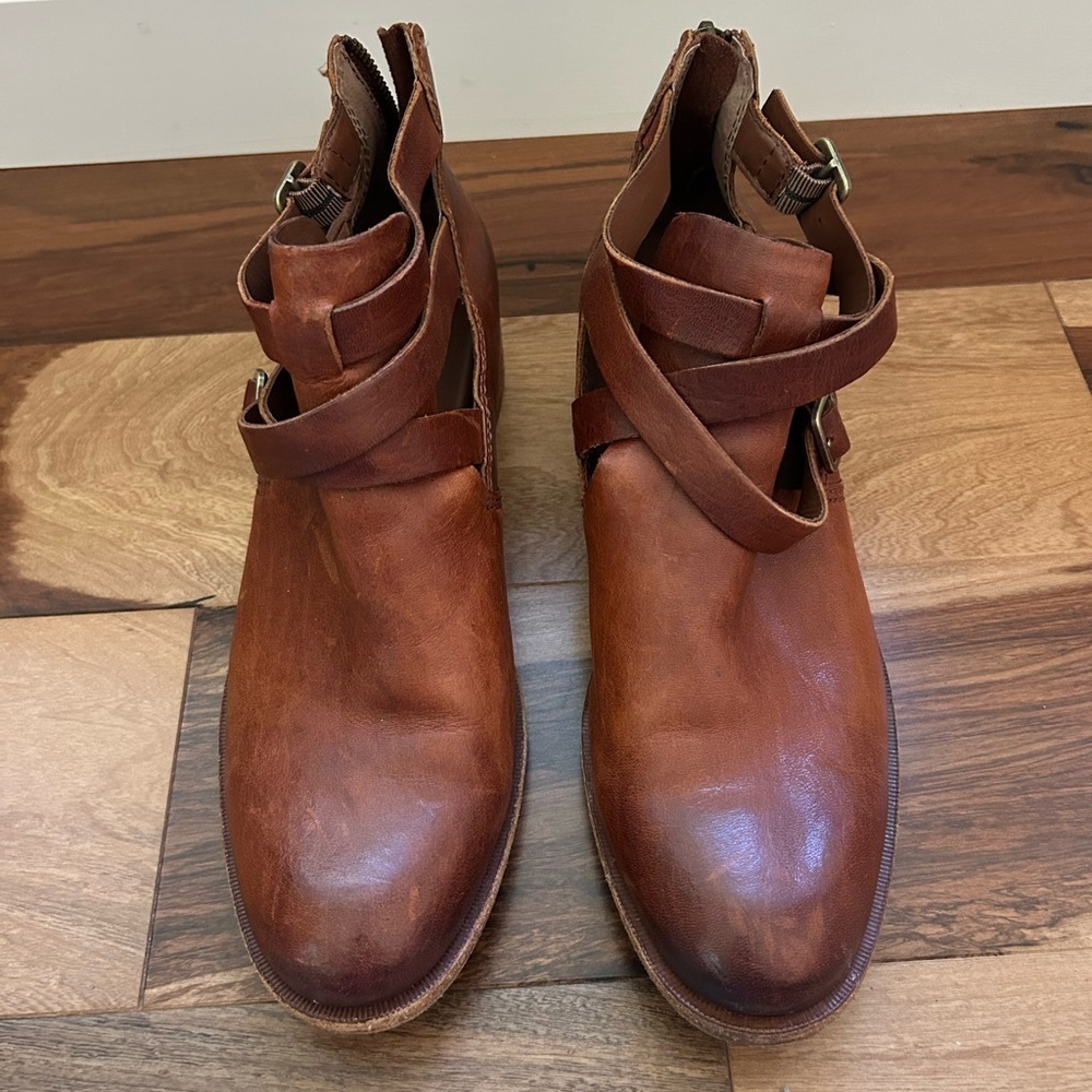 Kork-ease Brown Leather Booties Size 8.5
